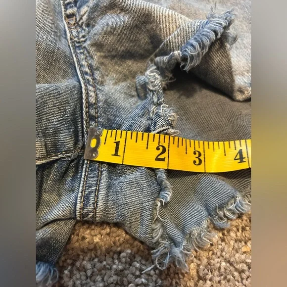 Rewash Super High Rise Denim Distressed Cut Off Shorts Size 9/29 - Picture 10 of 10